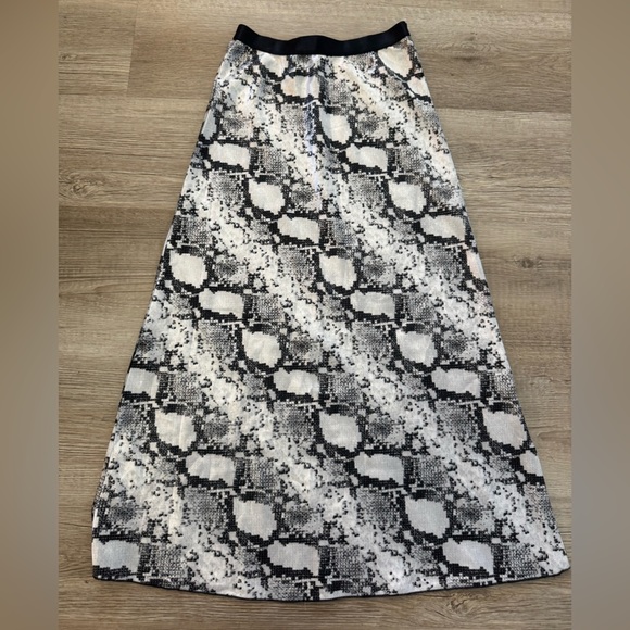 Silky skirt snake print - Picture 1 of 2